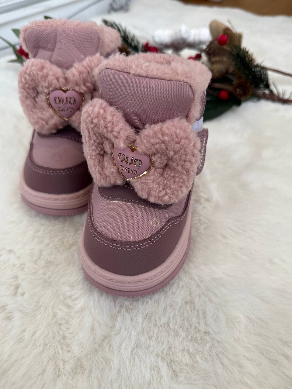 Уги антизковзькі